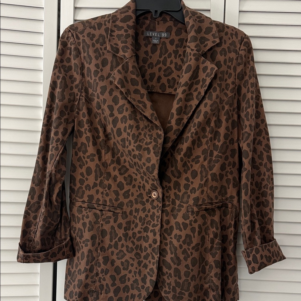 Level 99 Women's Brown Leopard Blazer